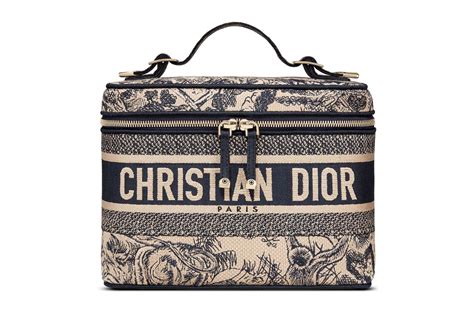 makeup case dior